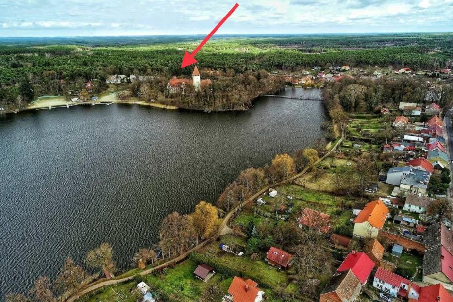 Zolty Domek Nad Jeziorem Lubniewice Exterior foto