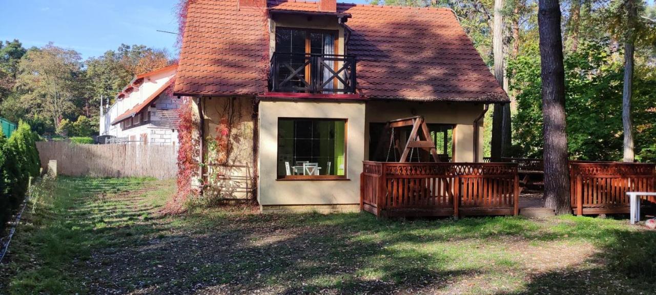 Zolty Domek Nad Jeziorem Lubniewice Exterior foto
